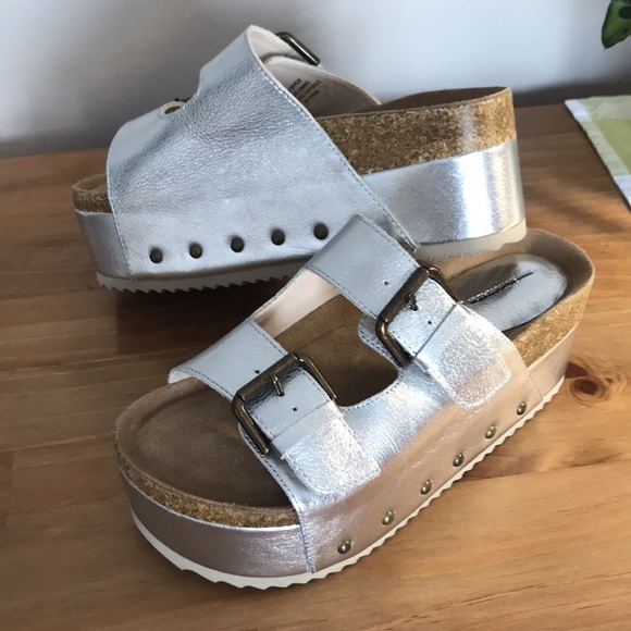 Intentionally Blank Rule Breaker Platform Sandals in Metallic Silver EUR 38 - Picture 7 of 13